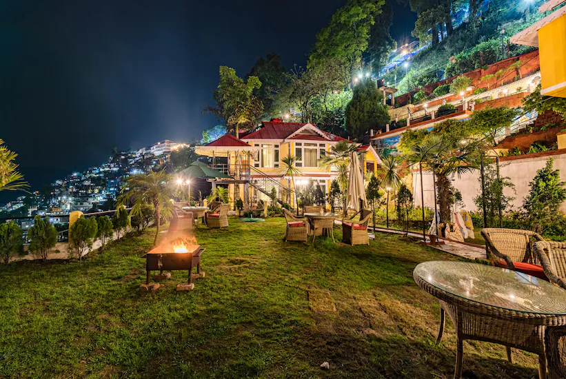 Udaan Nirvana Resort (Mall Road)